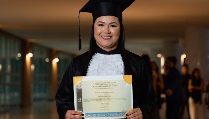 'Vou fazer faculdade de IA': número de graduações na área cresce; veja o que alunos aprendem e quanto ganham depois do diploma