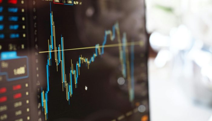Estrangeiros põem recorde de R$ 10 bi na Bolsa após 1º turno