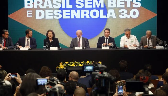 Governo cria terceira fase do Desenrola com compra de dívidas pela Uni