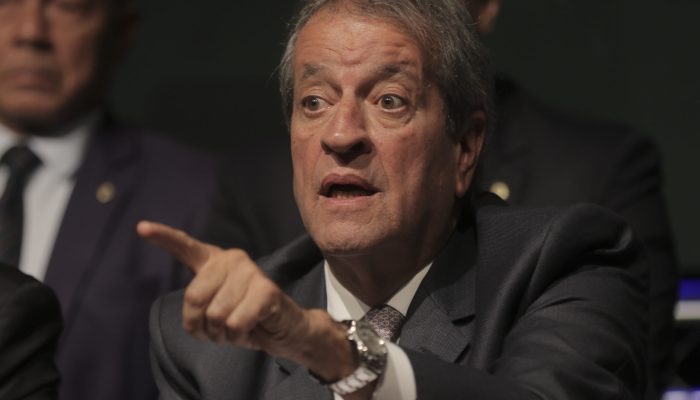 Presidente do PL critica reforma eleitoral articulada pelo centrão