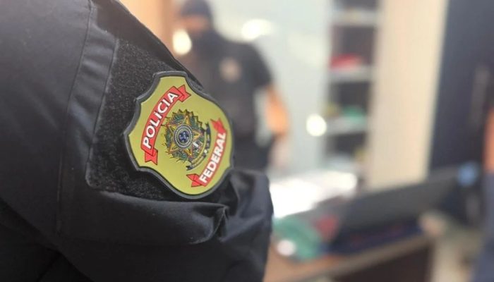 PF prende foragido por compartilhar cenas de abuso infantil no RJ