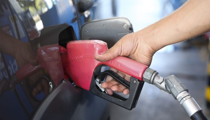 Subsídio de R$ 2,12 ao diesel deve ser mantido por 30 dias