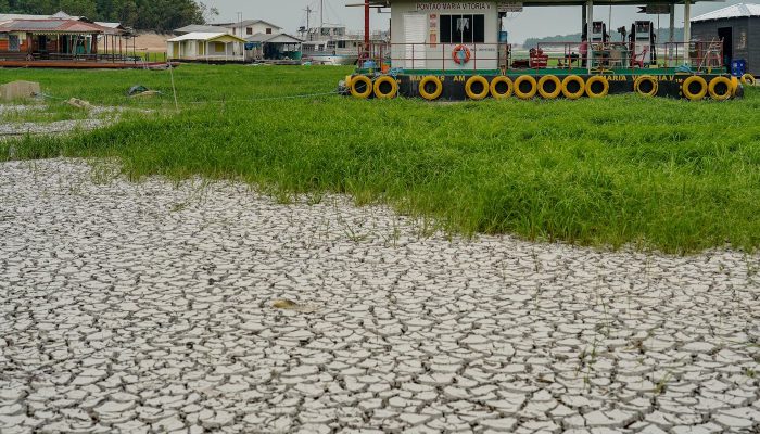 Campanha arrecada alimentos para afetados por seca no Amazonas