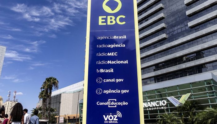 SBT admite erro ao atribuir à EBC falha em propaganda eleitoral