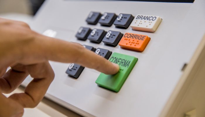Casos de assédio eleitoral no trabalho disparam; veja como denunciar