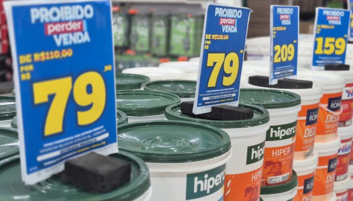 Lojas viraram vitrines da internet? Entenda como os brasileiros estão mudando a forma de comprar