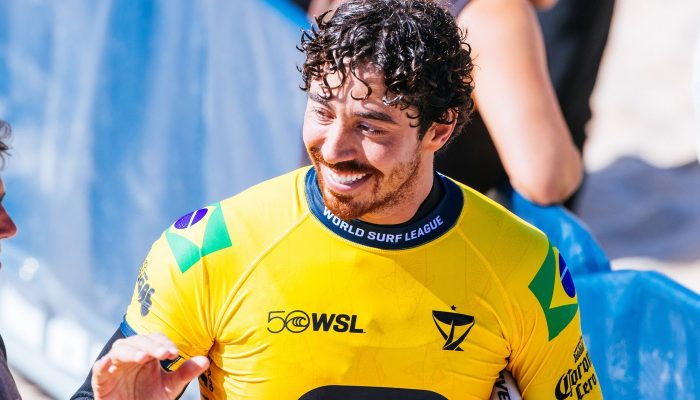 Surfe: Yago Dora, Ítalo Ferreira e Medina vão às quartas em Peniche